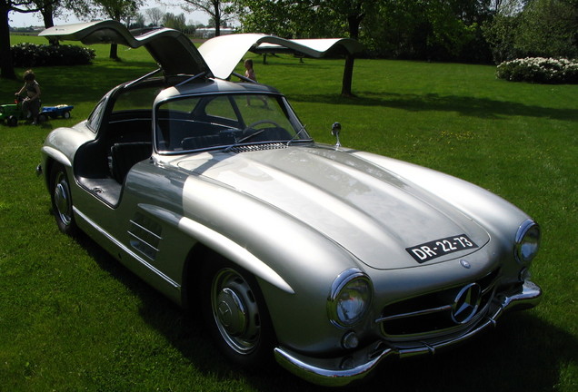 Mercedes-Benz 300SL Gullwing