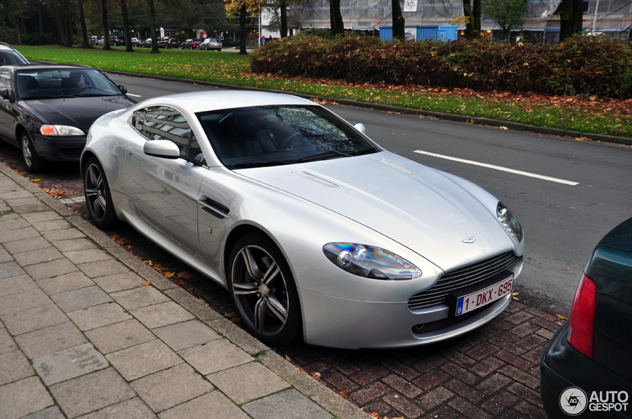 Aston Martin V8 Vantage N400