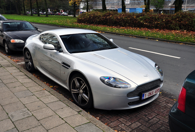 Aston Martin V8 Vantage N400