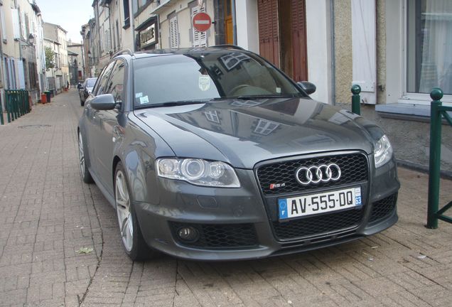 Audi RS4 Avant B7