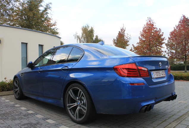 BMW M5 F10 2011