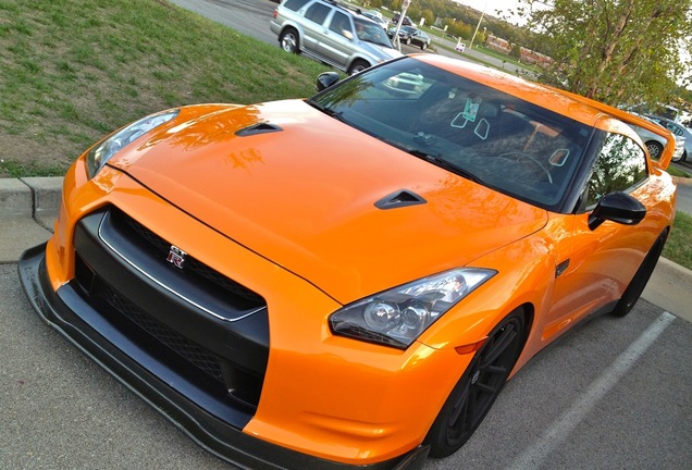 Nissan GT-R