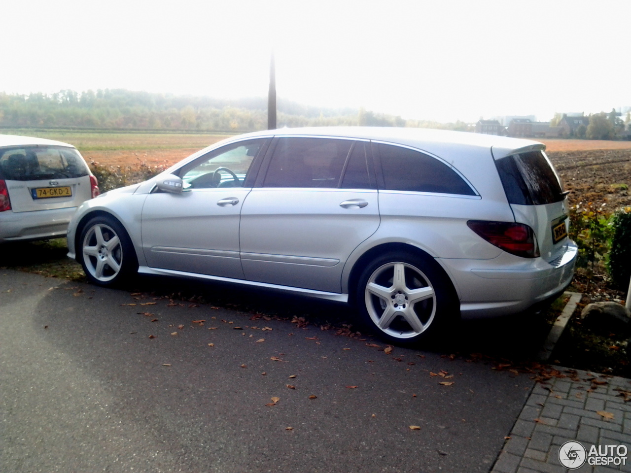 Mercedes-Benz R 63 AMG