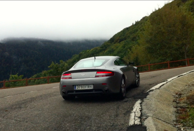 Aston Martin V8 Vantage