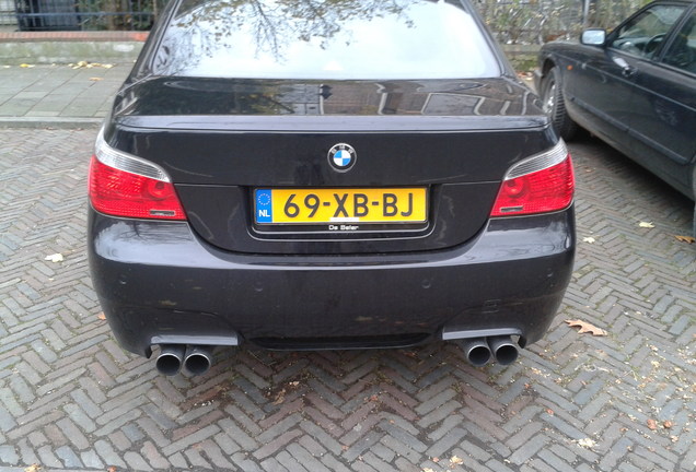 BMW M5 E60 2005