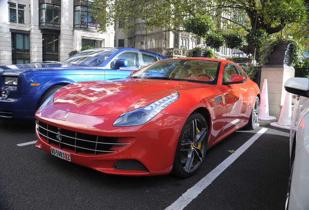 Ferrari FF