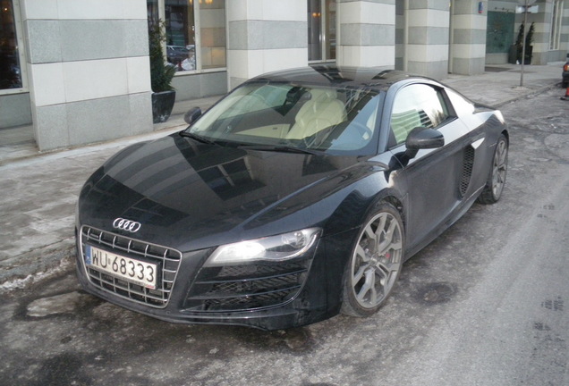 Audi R8 V10