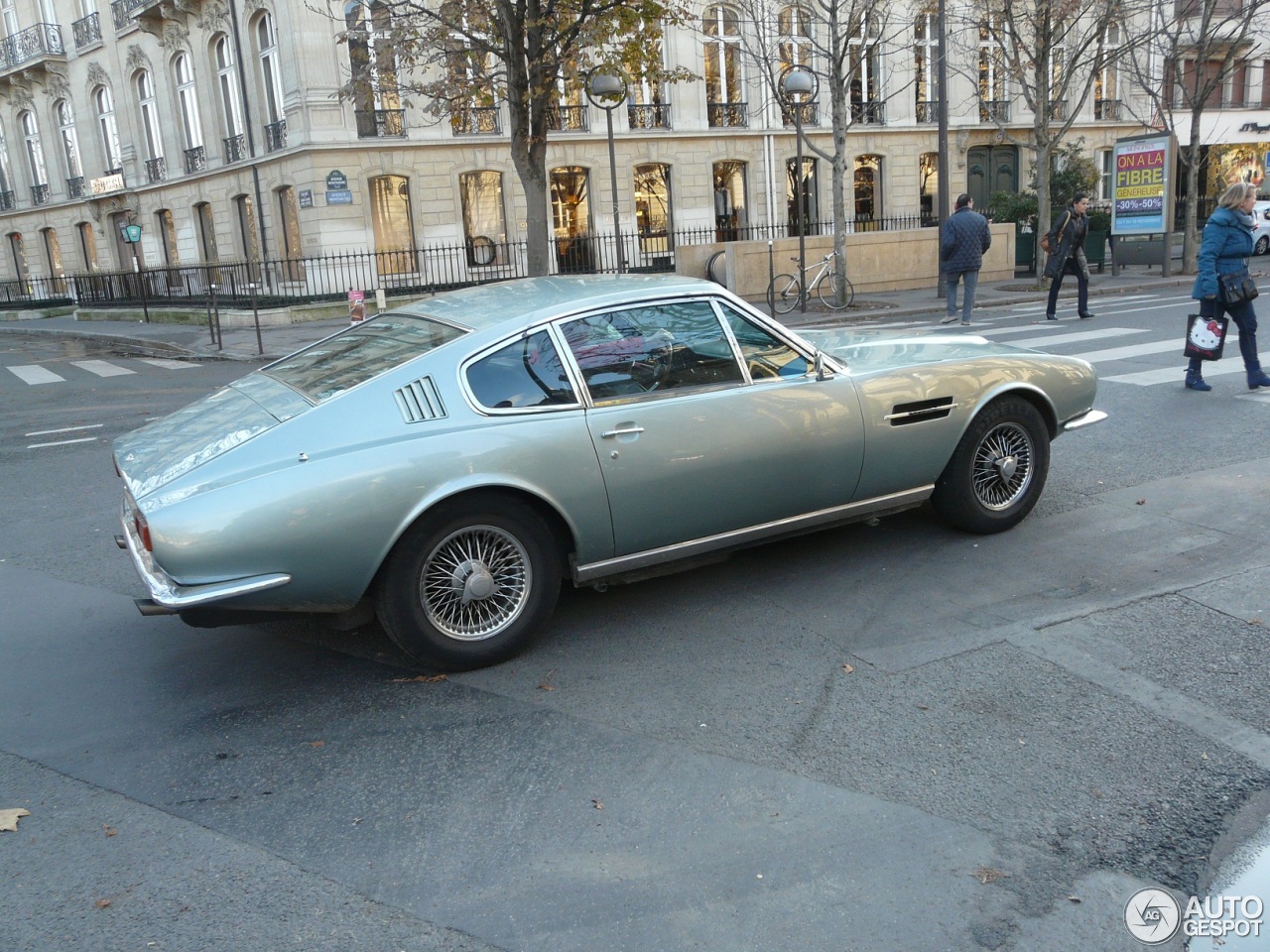 Aston Martin DBS Vantage