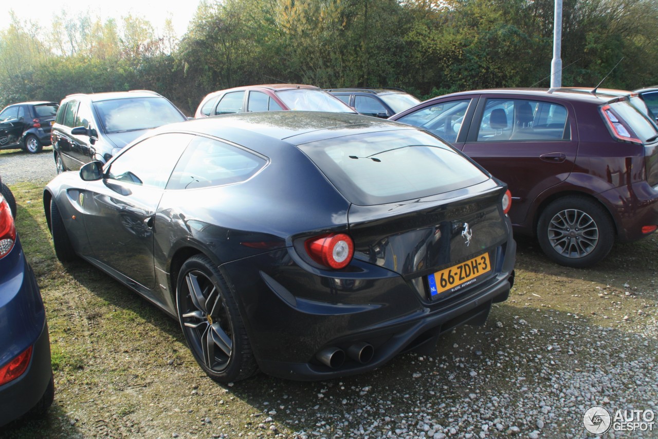 Ferrari FF