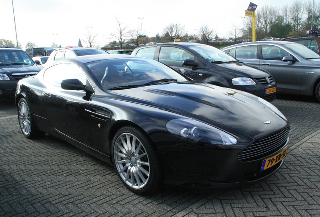 Aston Martin DB9