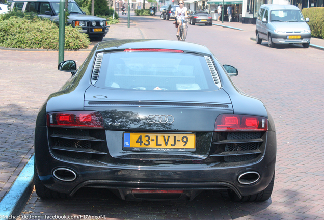 Audi R8 V10