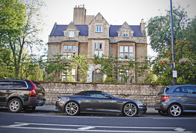 Aston Martin DBS Volante