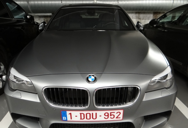 BMW M5 F10 2011