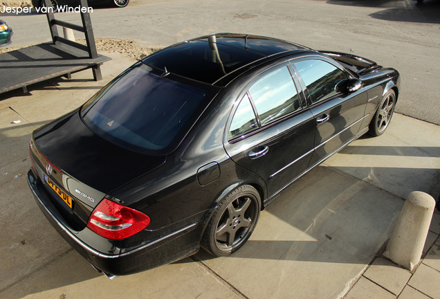 Mercedes-Benz E 55 AMG