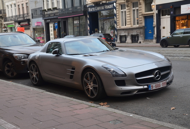 Mercedes-Benz SLS AMG