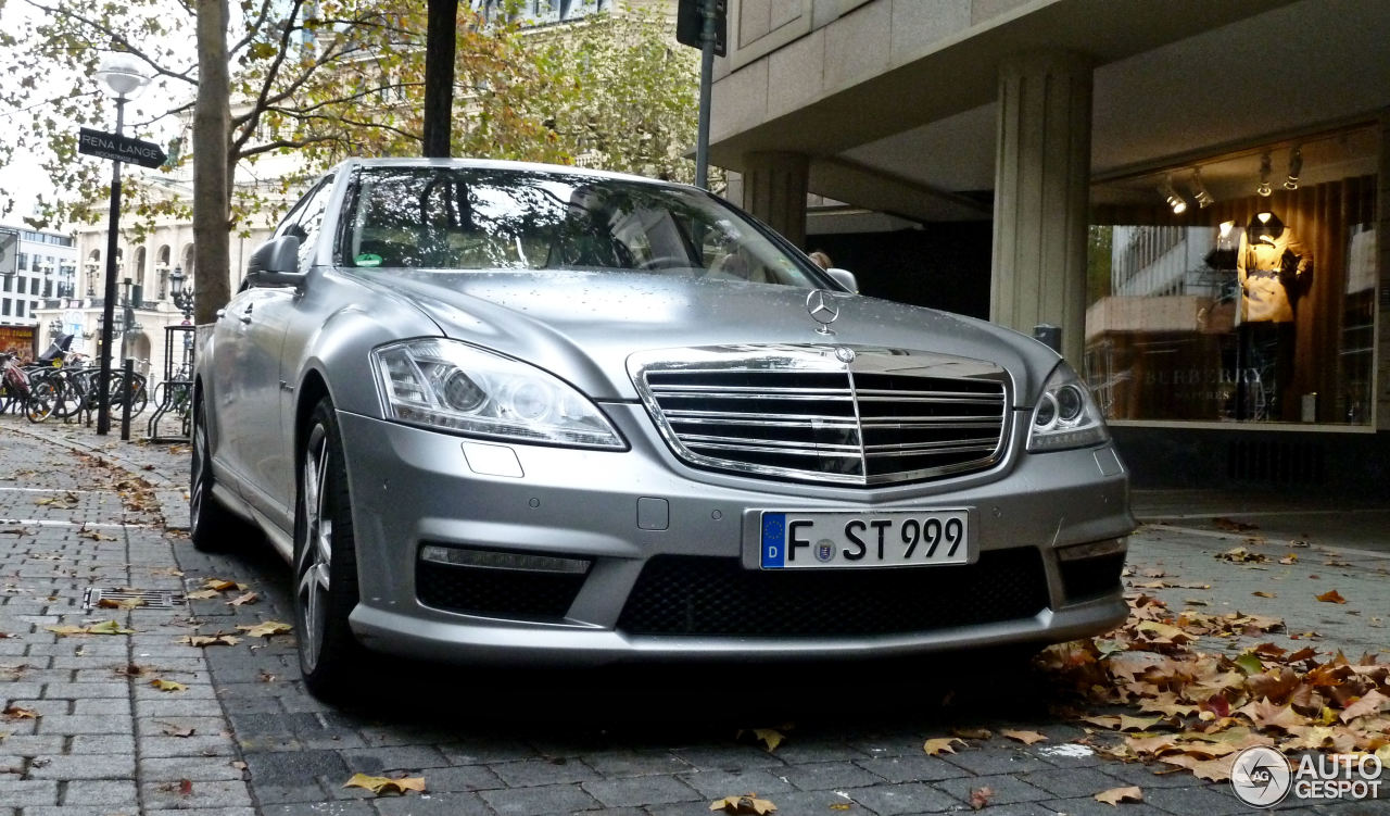 Mercedes-Benz S 65 AMG V221 2010