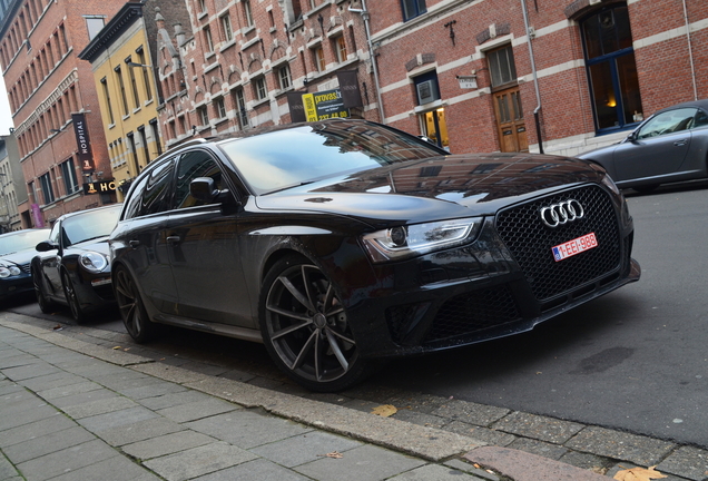 Audi RS4 Avant B8