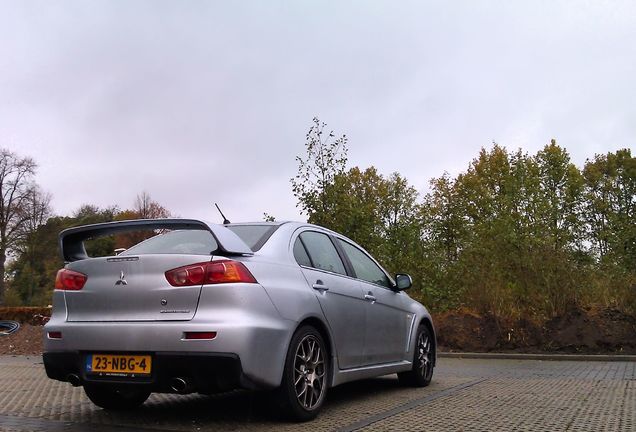 Mitsubishi Lancer Evolution X MR