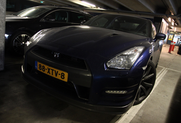 Nissan GT-R 2012