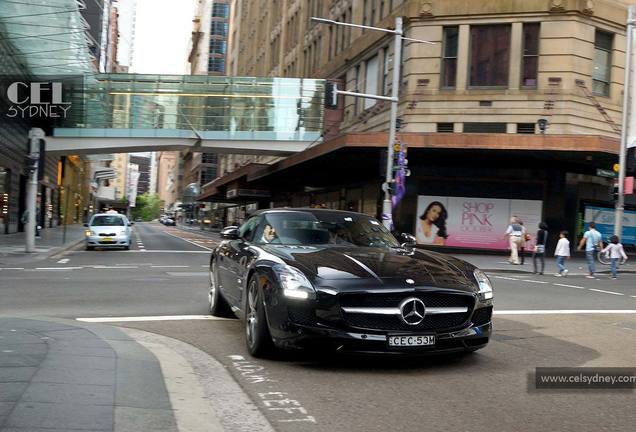 Mercedes-Benz SLS AMG Roadster