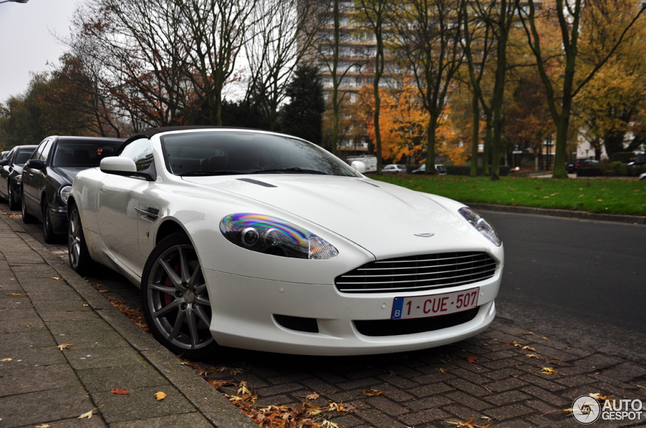 Aston Martin DB9 Volante