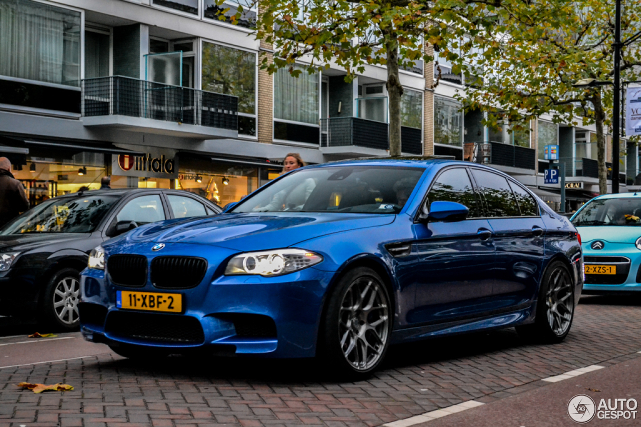 BMW M5 F10 2011