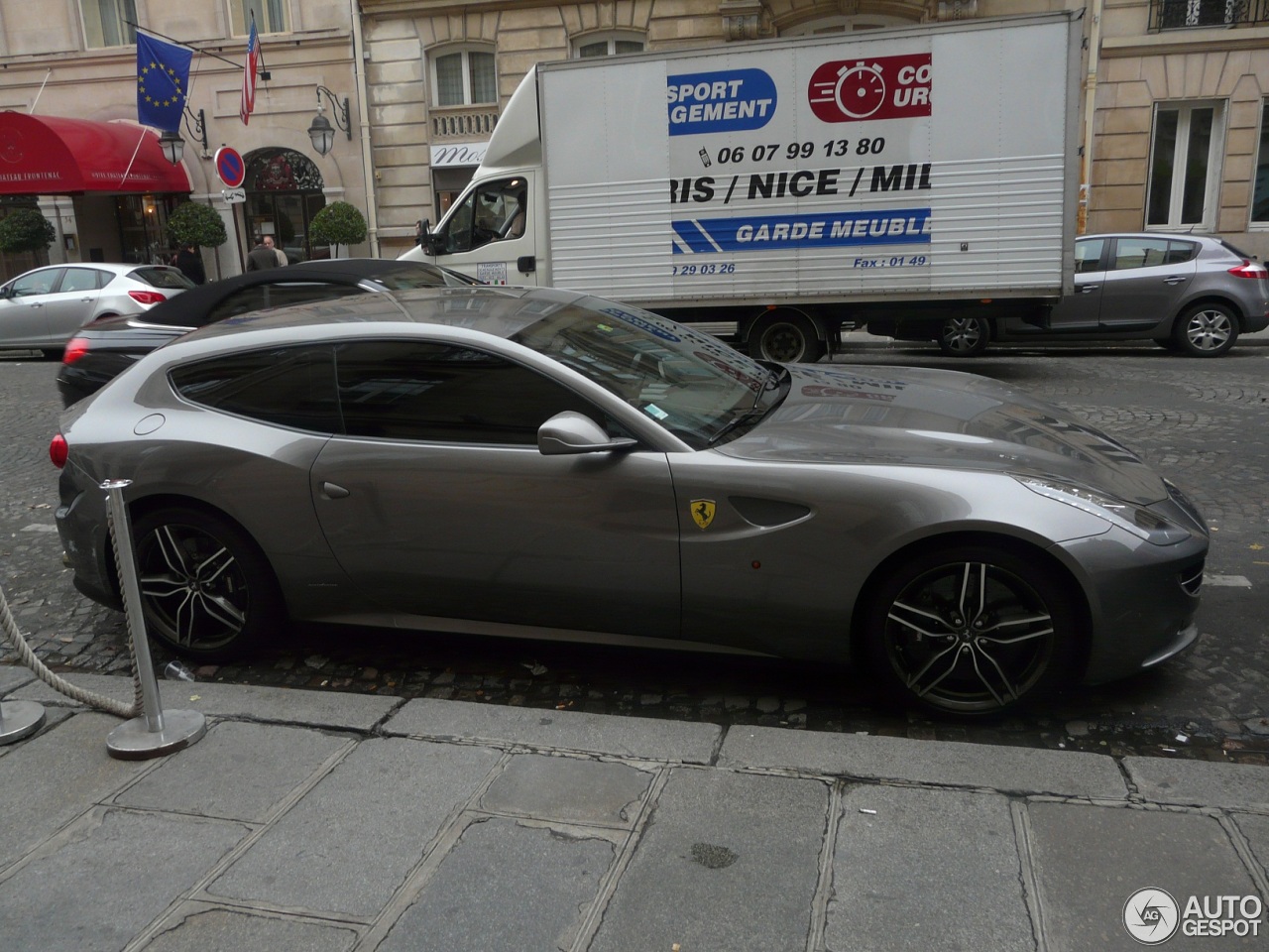 Ferrari FF