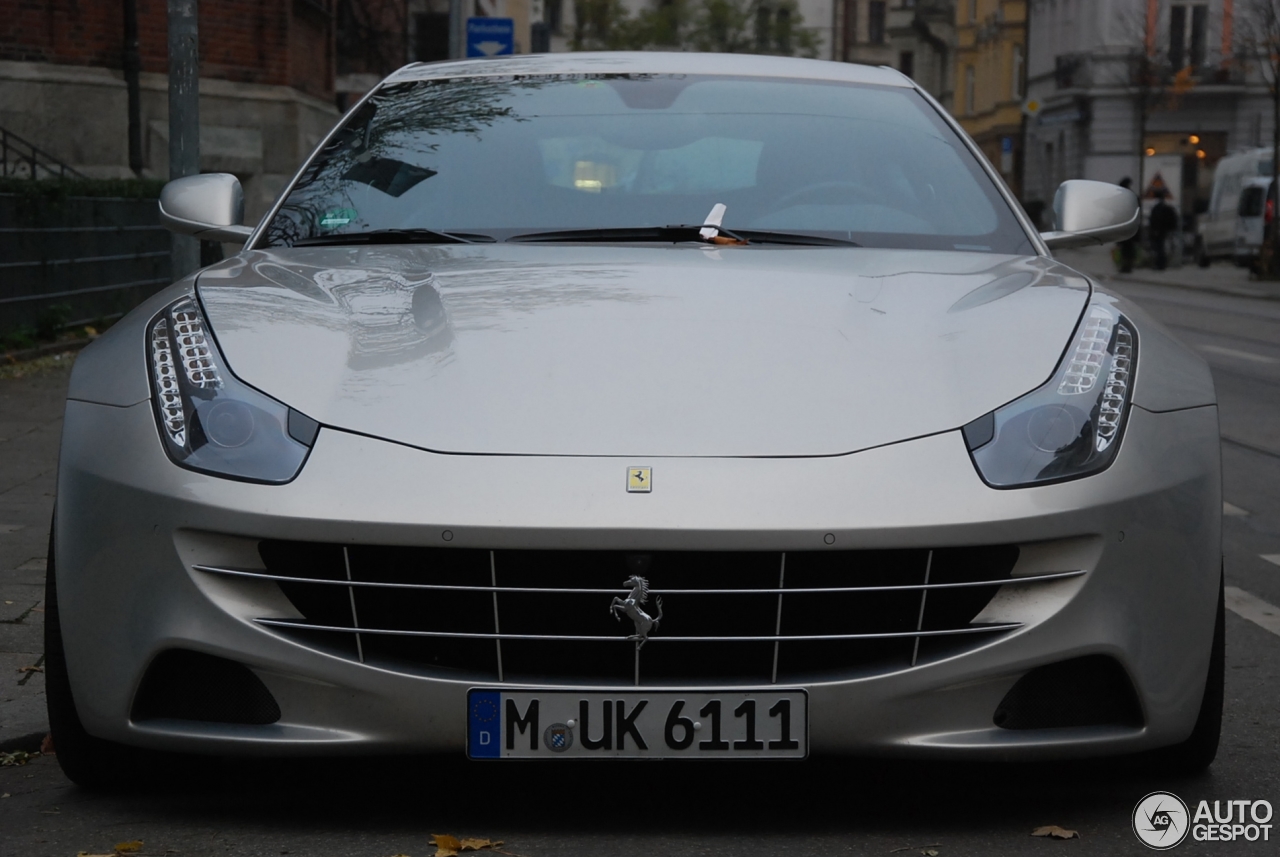 Ferrari FF