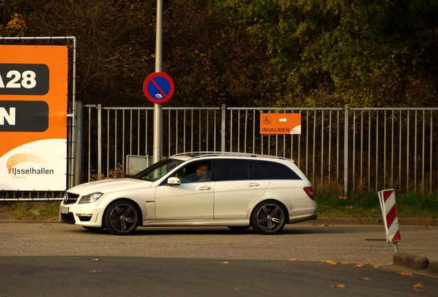 Mercedes-Benz C 63 AMG Estate 2012