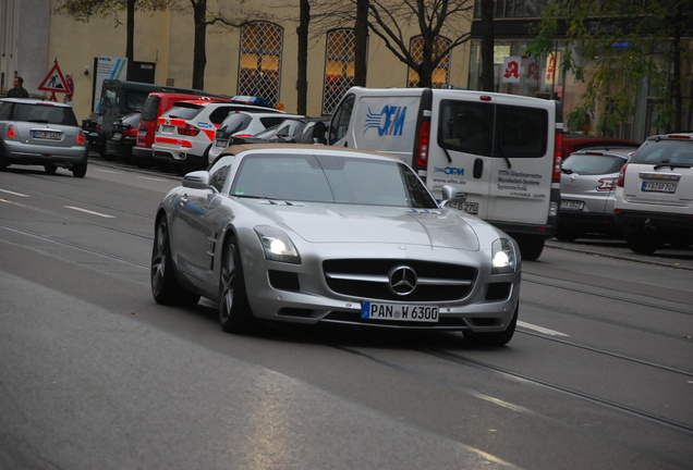 Mercedes-Benz SLS AMG Roadster