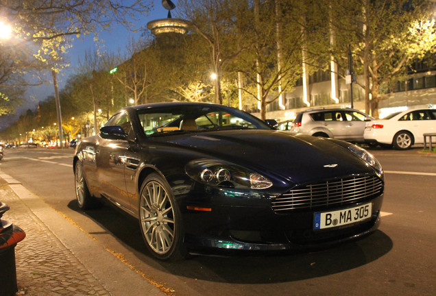 Aston Martin DB9