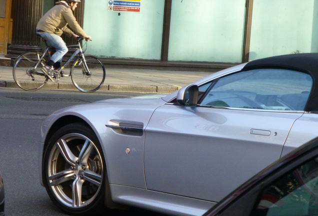 Aston Martin V8 Vantage Roadster