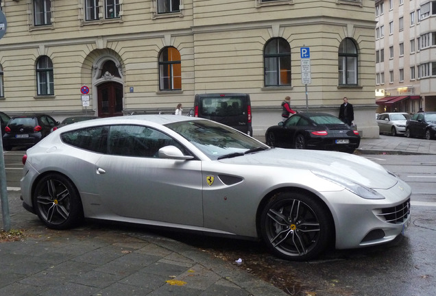 Ferrari FF