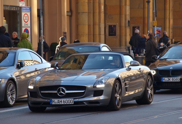 Mercedes-Benz SLS AMG Roadster