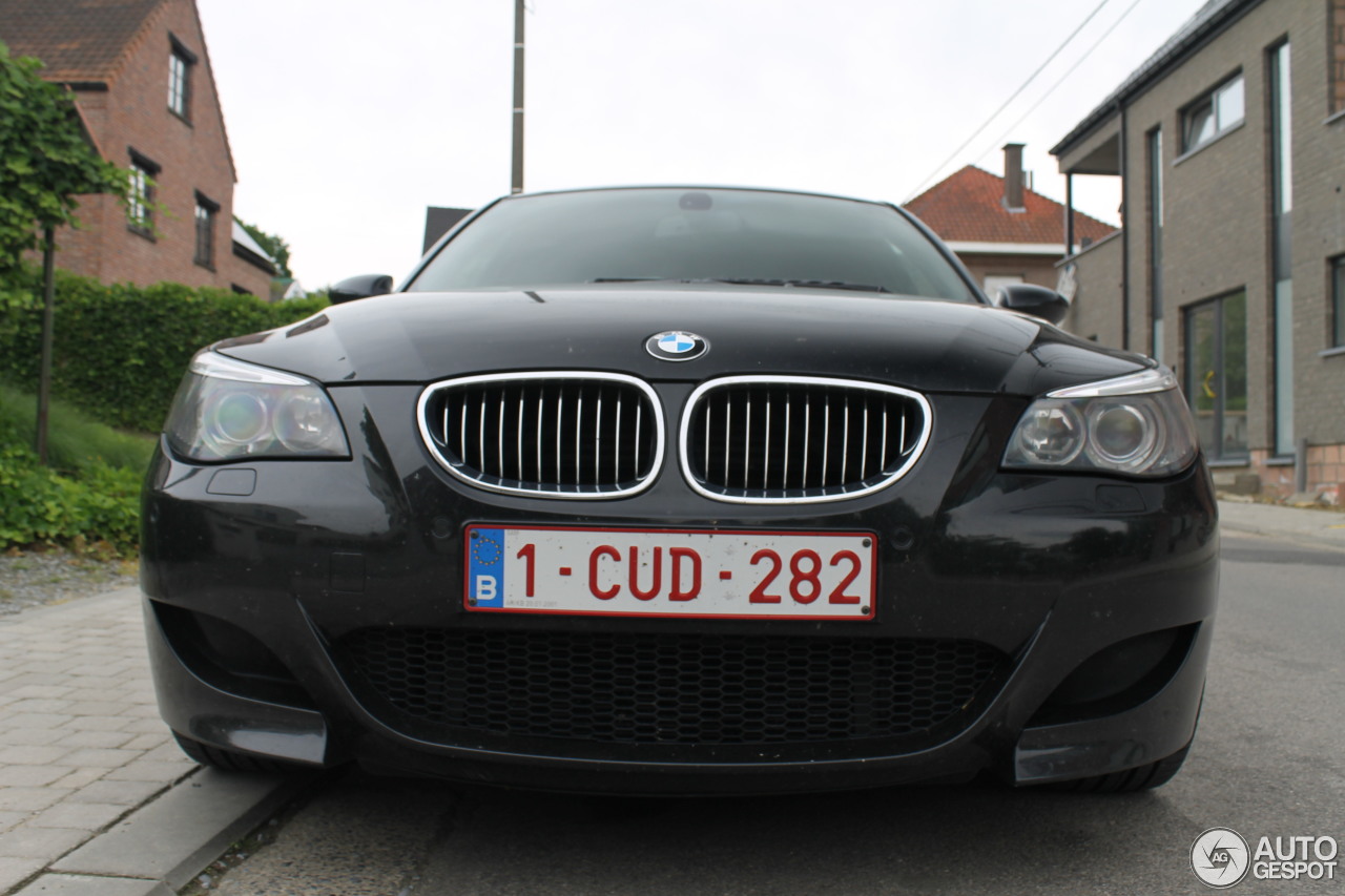 BMW M5 E60 2005