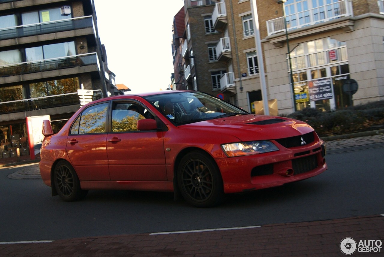 Mitsubishi Lancer Evolution IX