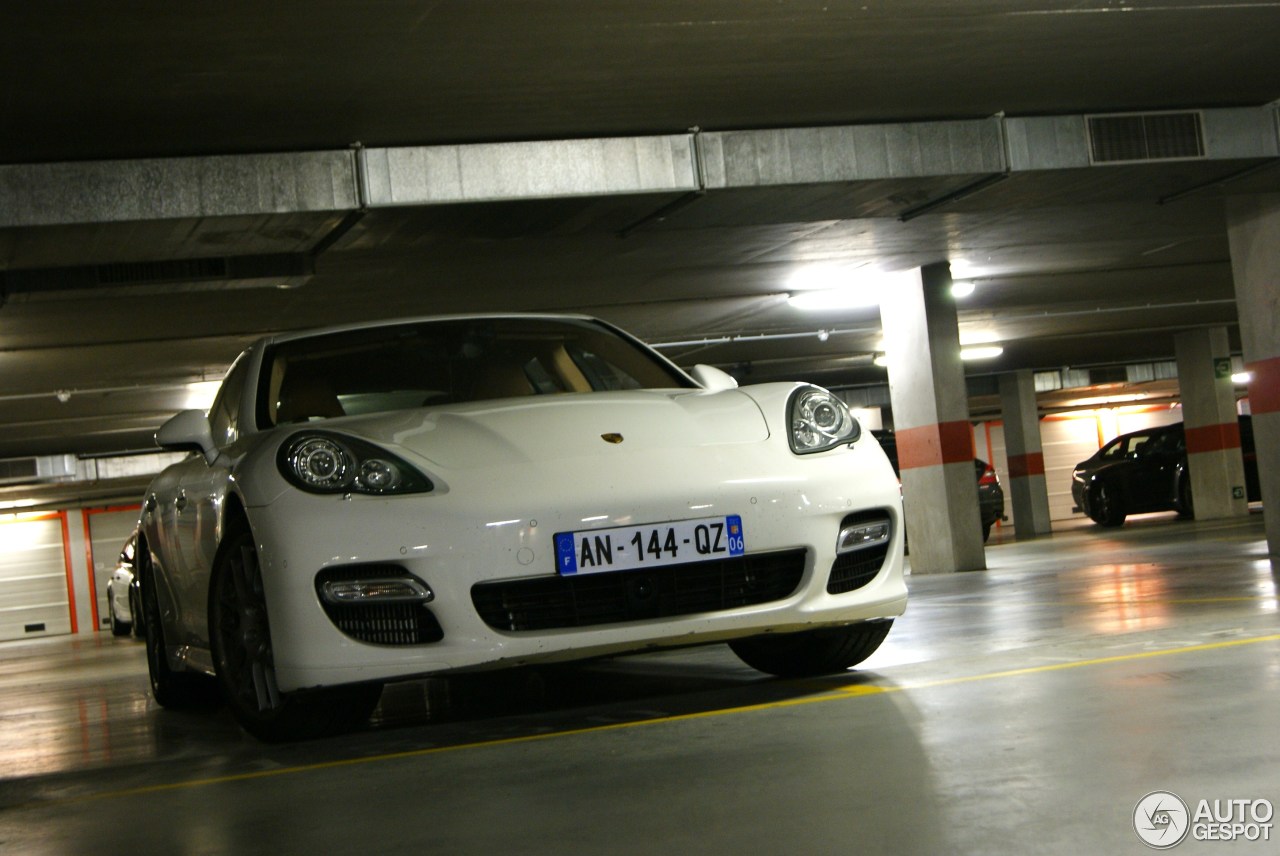 Porsche 970 Panamera Turbo MkI