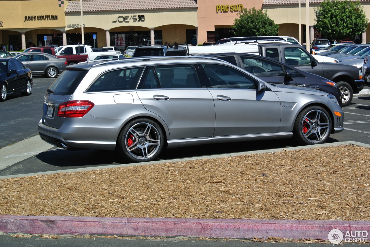 Mercedes-Benz E 63 AMG S212 V8 Biturbo