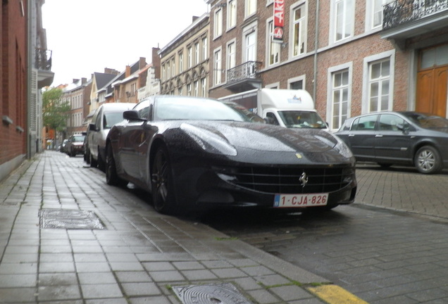 Ferrari FF