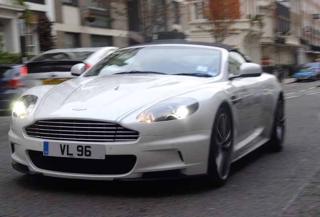 Aston Martin DBS Volante