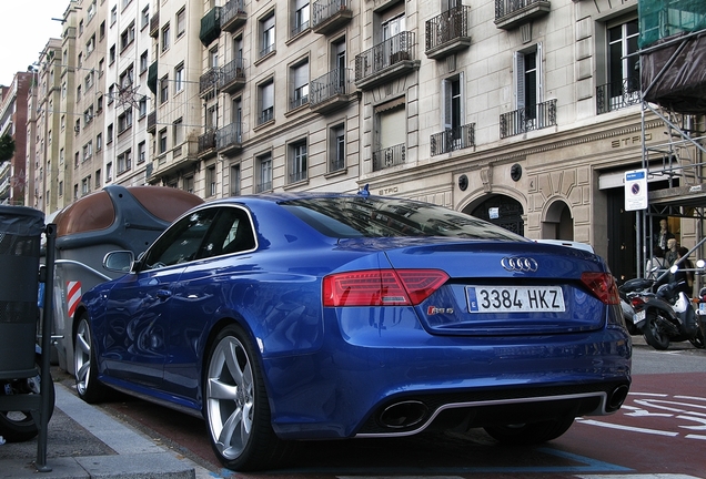 Audi RS5 B8 2012