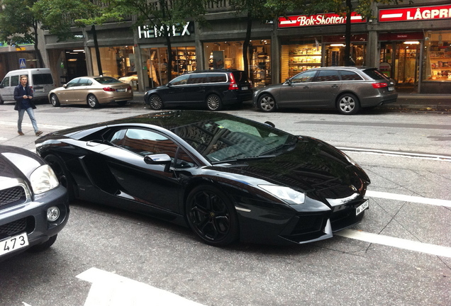 Lamborghini Aventador LP700-4