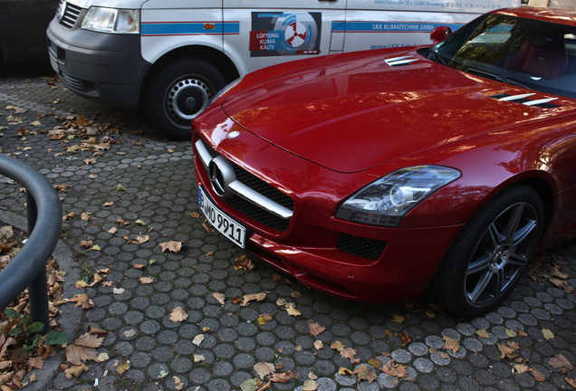 Mercedes-Benz SLS AMG