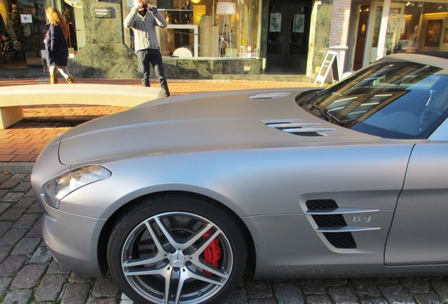 Mercedes-Benz SLS AMG Roadster