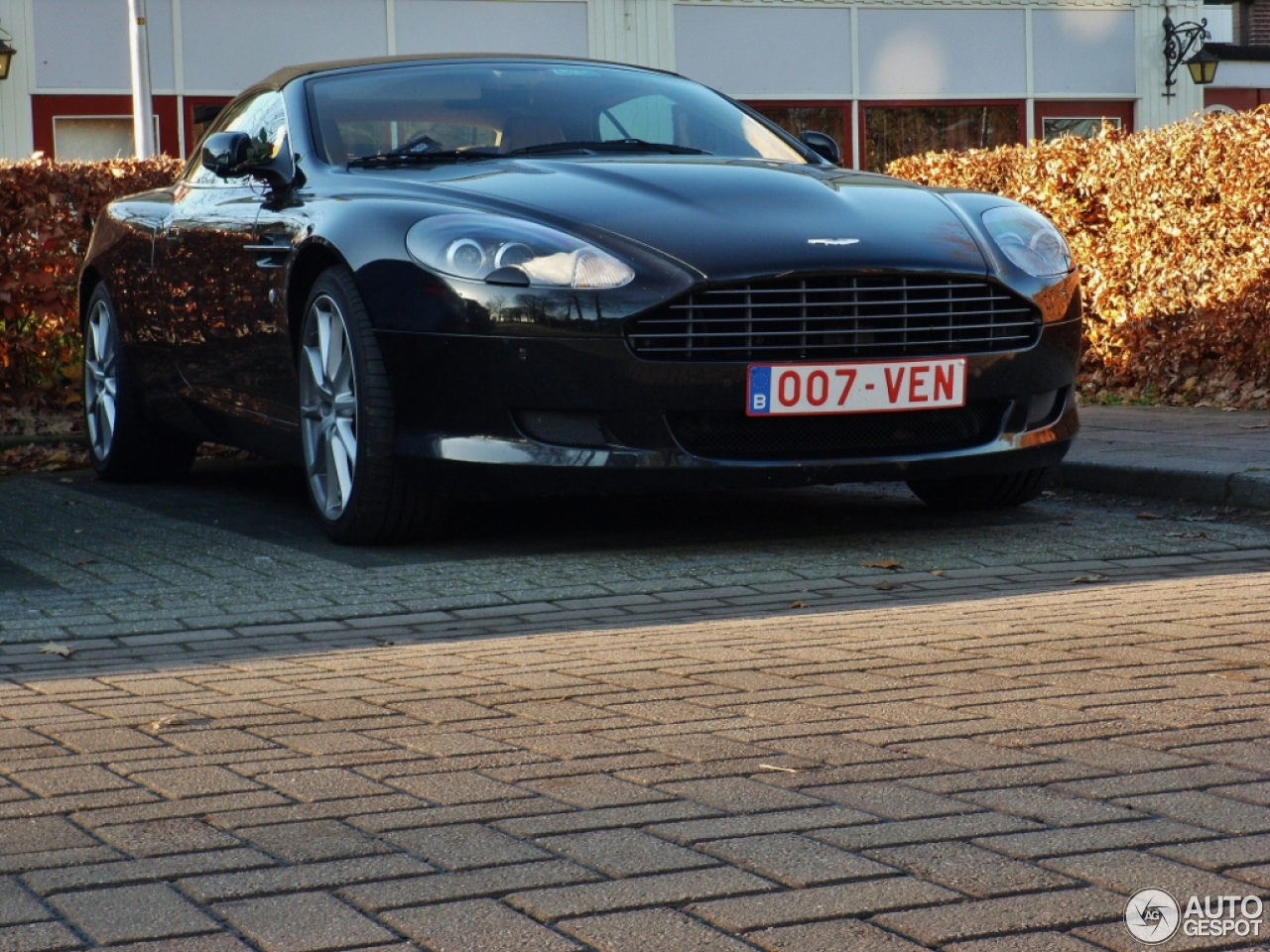 Aston Martin DB9 Volante