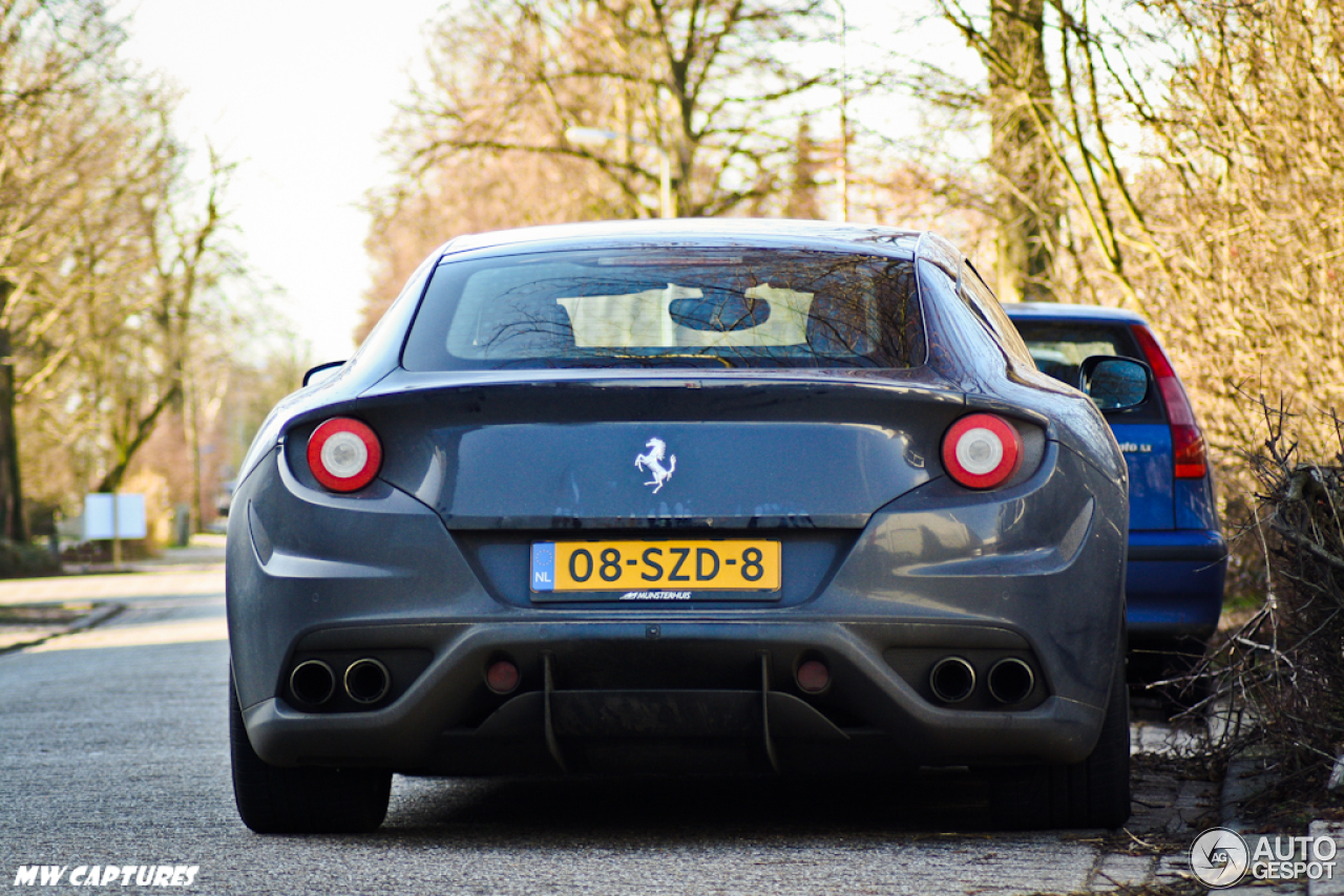 Ferrari FF