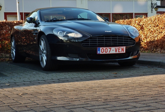 Aston Martin DB9 Volante