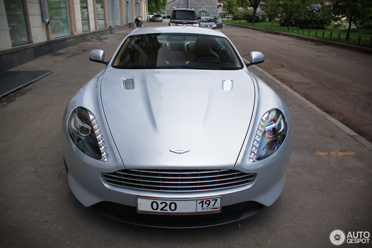 Aston Martin Virage 2011