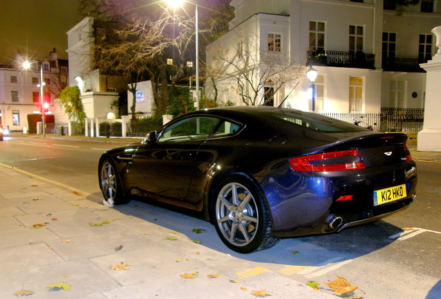 Aston Martin V8 Vantage