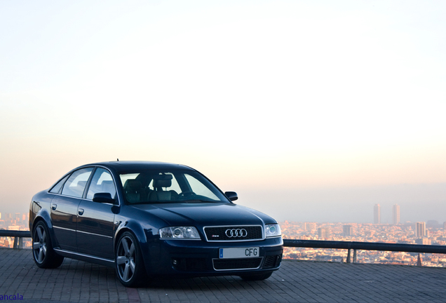 Audi RS6 Sedan C5